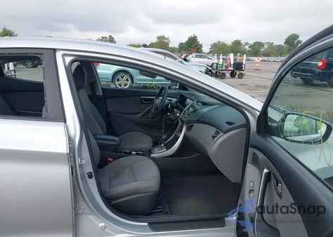 2013 Hyundai Elantra Gls z USA, uszkodzony, nr VIN 5NPDH4AE0DH316390